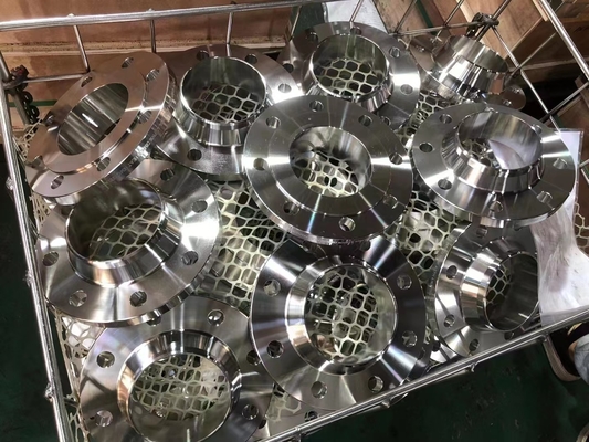 فلنج های فورج شده فولادی OEM ASTM A105 کربن سطح روغن ضد زنگ SCH80