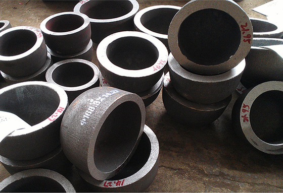 کلاهک‌های فولادی کربنی 1/2 اینچ تا 110 اینچ Astm A234 نقاشی سیاه بدون درز Q195